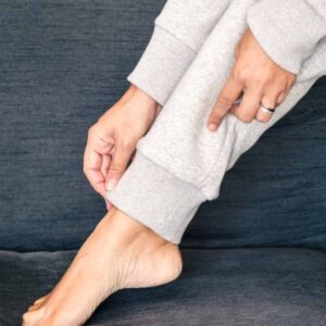 Pantaloni felpati donna diversi colori