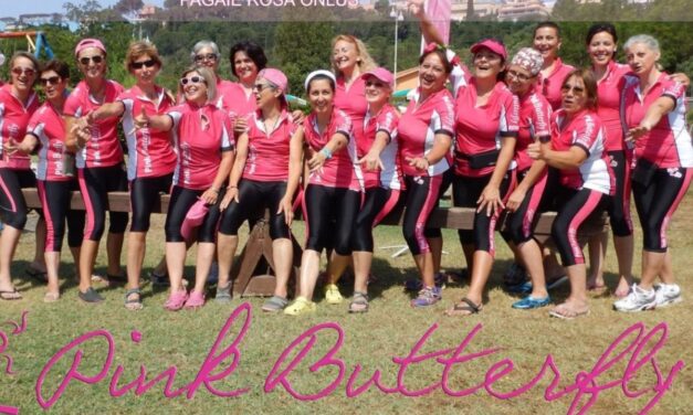 Pagaie rosa: a Roma donne in canoa